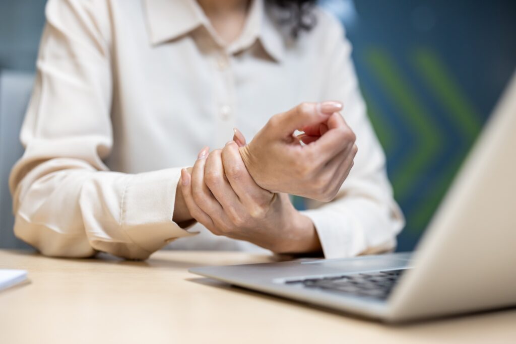 karpalni kanal artroskopki poseg